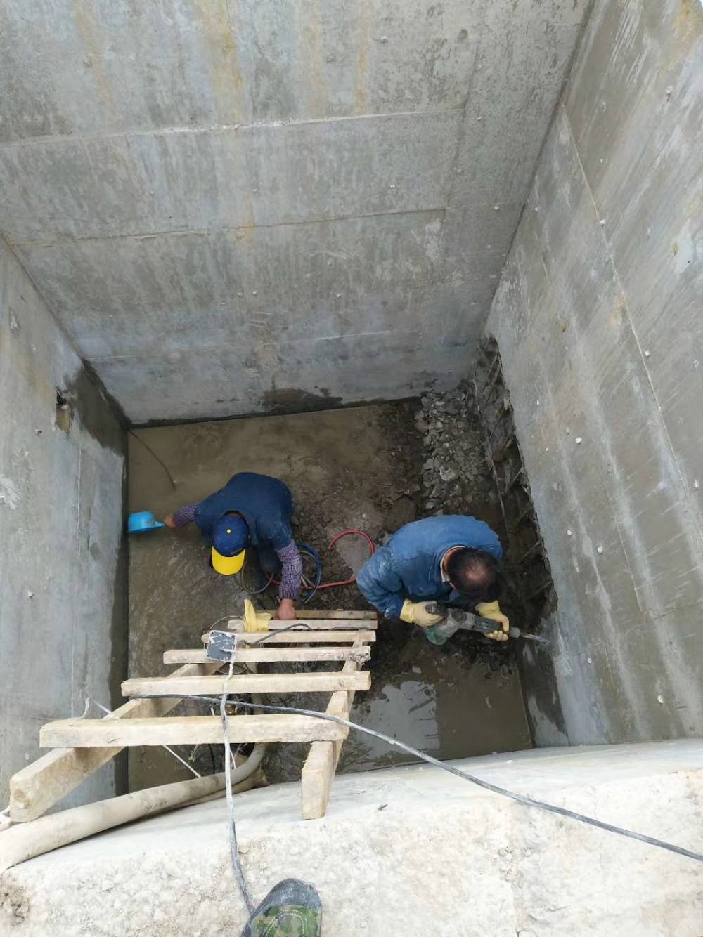 济南历城区水池堵漏